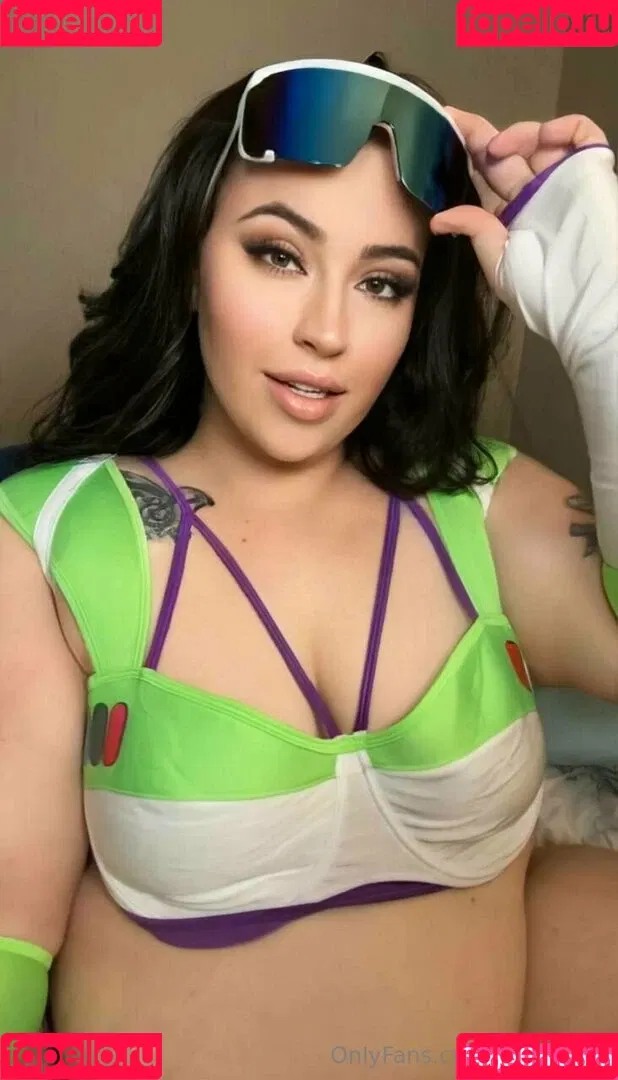 sway_baetv / swaybaee Onlyfans Photo Gallery 