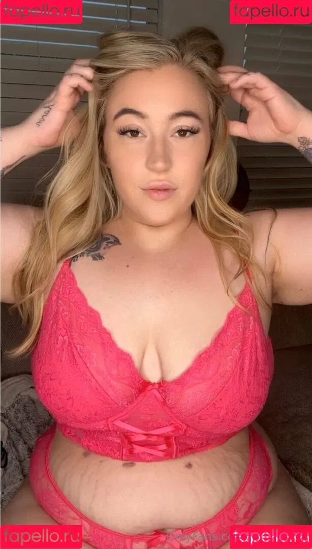 sway_baetv / swaybaee Onlyfans Photo Gallery 