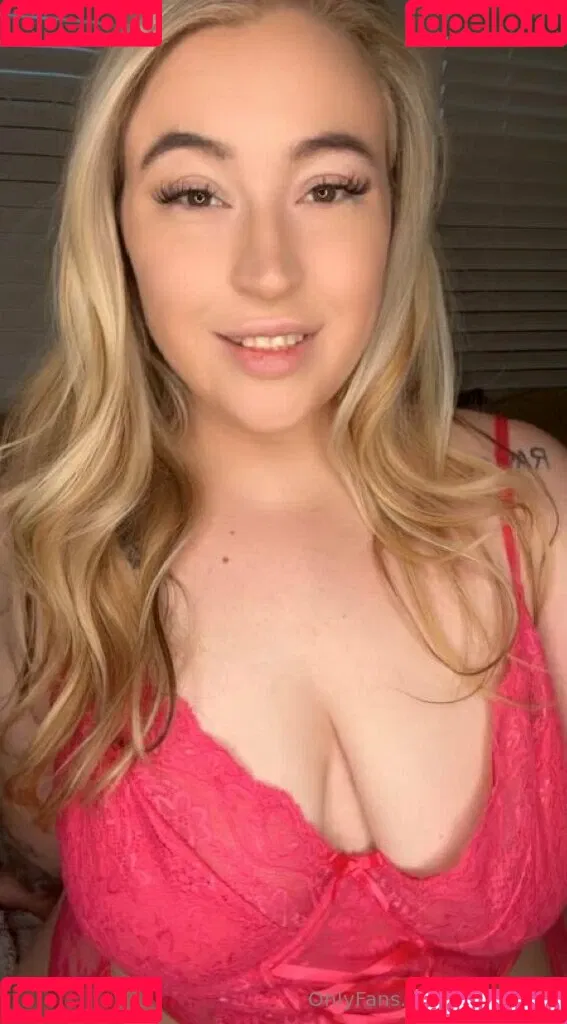 sway_baetv / swaybaee Onlyfans Photo Gallery 