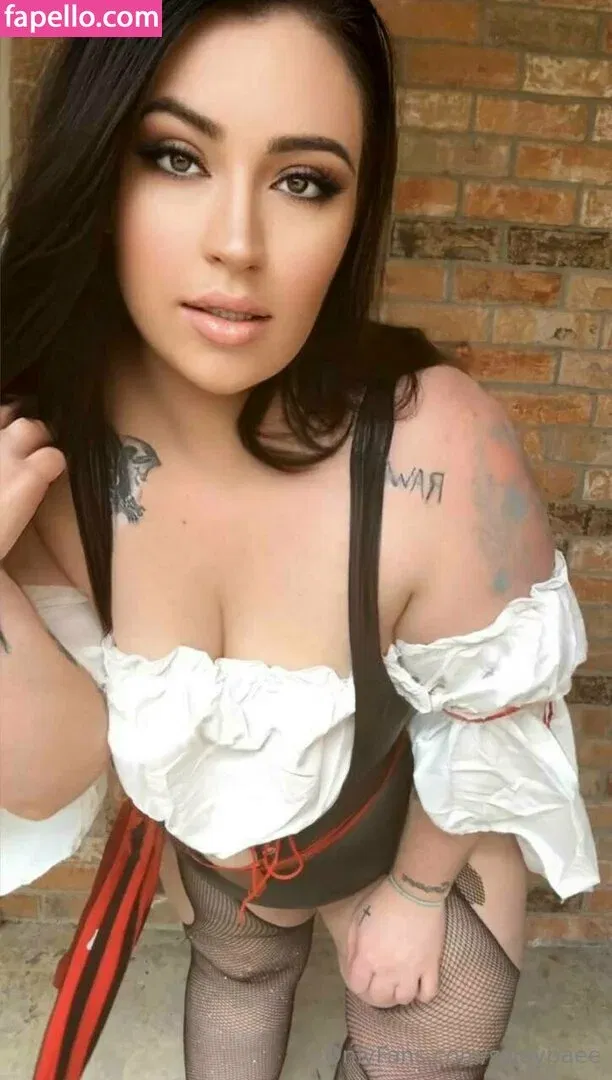 sway_baetv / swaybaee Onlyfans Photo Gallery 