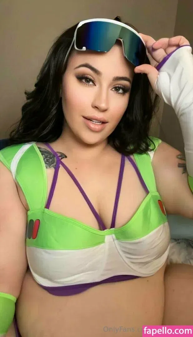 sway_baetv / swaybaee Onlyfans Photo Gallery 