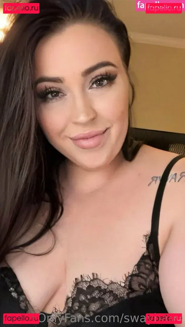 sway_baetv / swaybaee Onlyfans Photo Gallery 