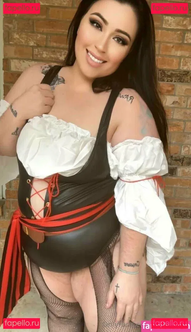 sway_baetv / swaybaee Onlyfans Photo Gallery 