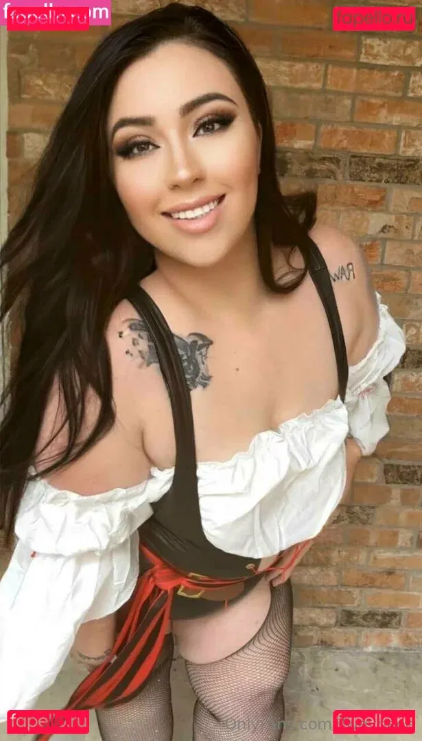 sway_baetv / swaybaee Onlyfans Photo Gallery 