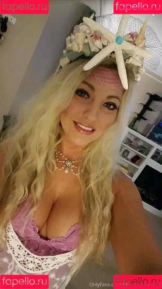 blonde_honey22 / chrissyamber1122 Onlyfans Photo Gallery 