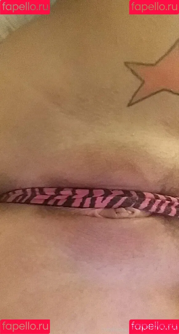 blonde_honey22 / chrissyamber1122 Onlyfans Photo Gallery 