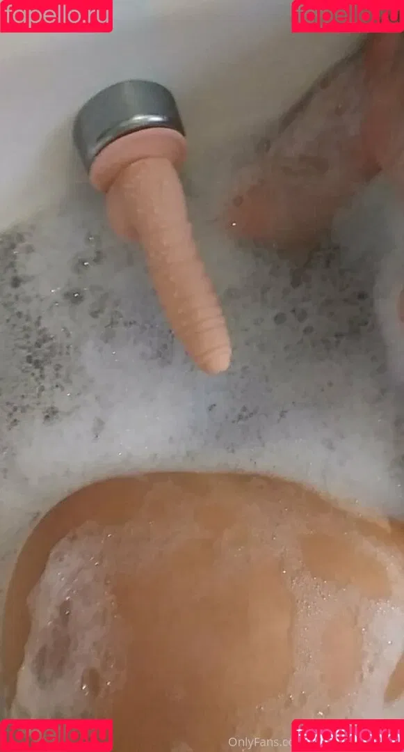 blonde_honey22 / chrissyamber1122 Onlyfans Photo Gallery 