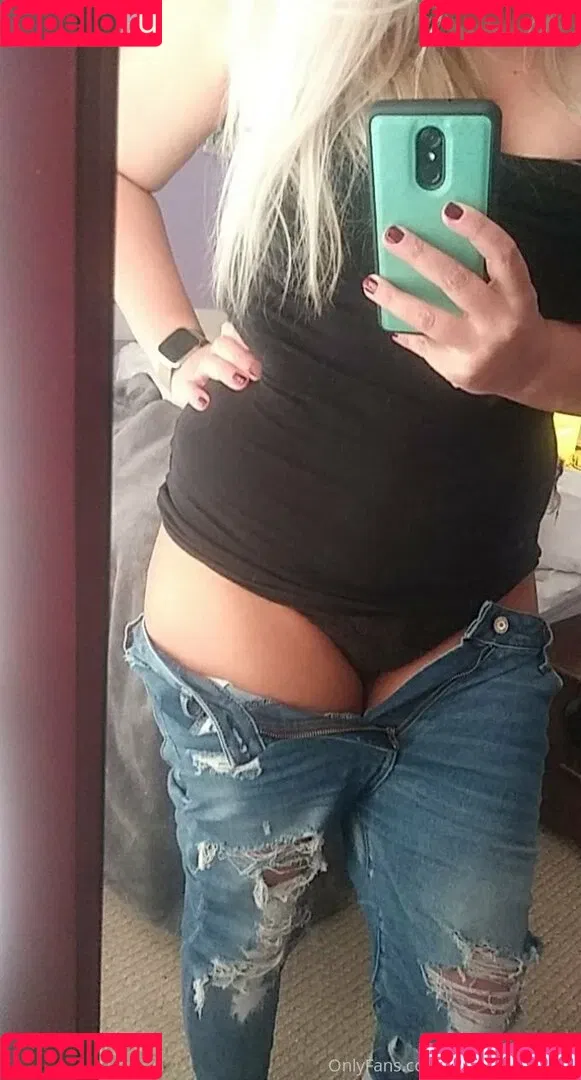 blonde_honey22 / chrissyamber1122 Onlyfans Photo Gallery 