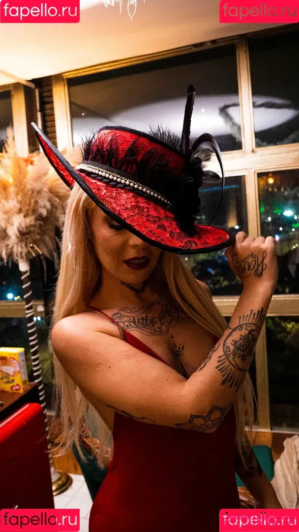 kyrasex / kyrawex Onlyfans Photo Gallery 