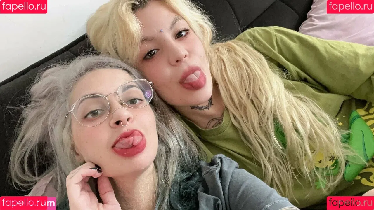 kyrasex / kyrawex Onlyfans Photo Gallery 