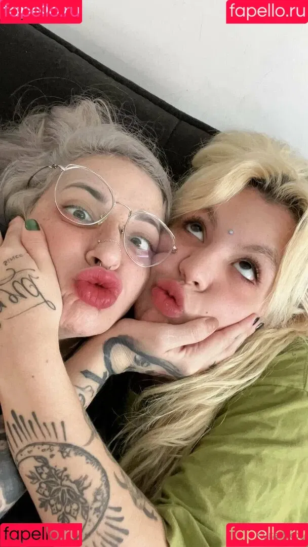 kyrasex / kyrawex Onlyfans Photo Gallery 