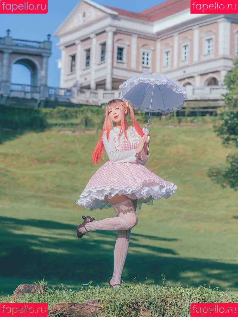 Rithe Cosplay / hellyrite / ritheania.c Onlyfans Photo Gallery 