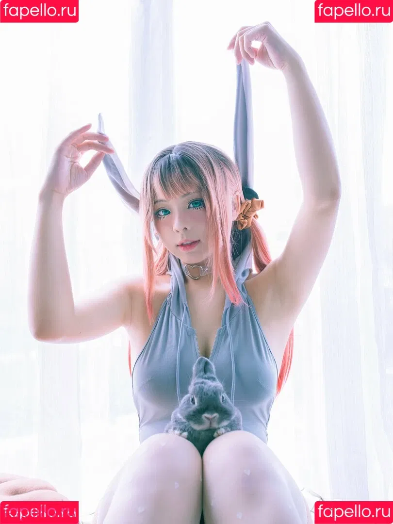 Rithe Cosplay / hellyrite / ritheania.c Onlyfans Photo Gallery 