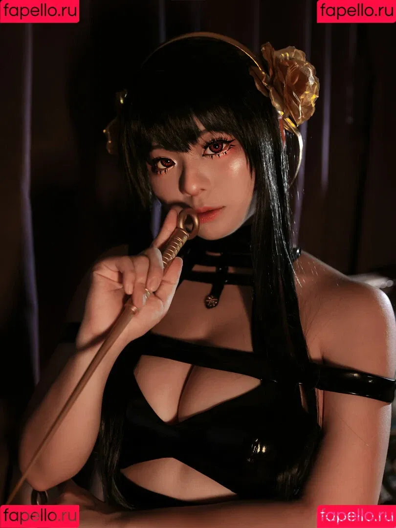 Rithe Cosplay / hellyrite / ritheania.c Onlyfans Photo Gallery 