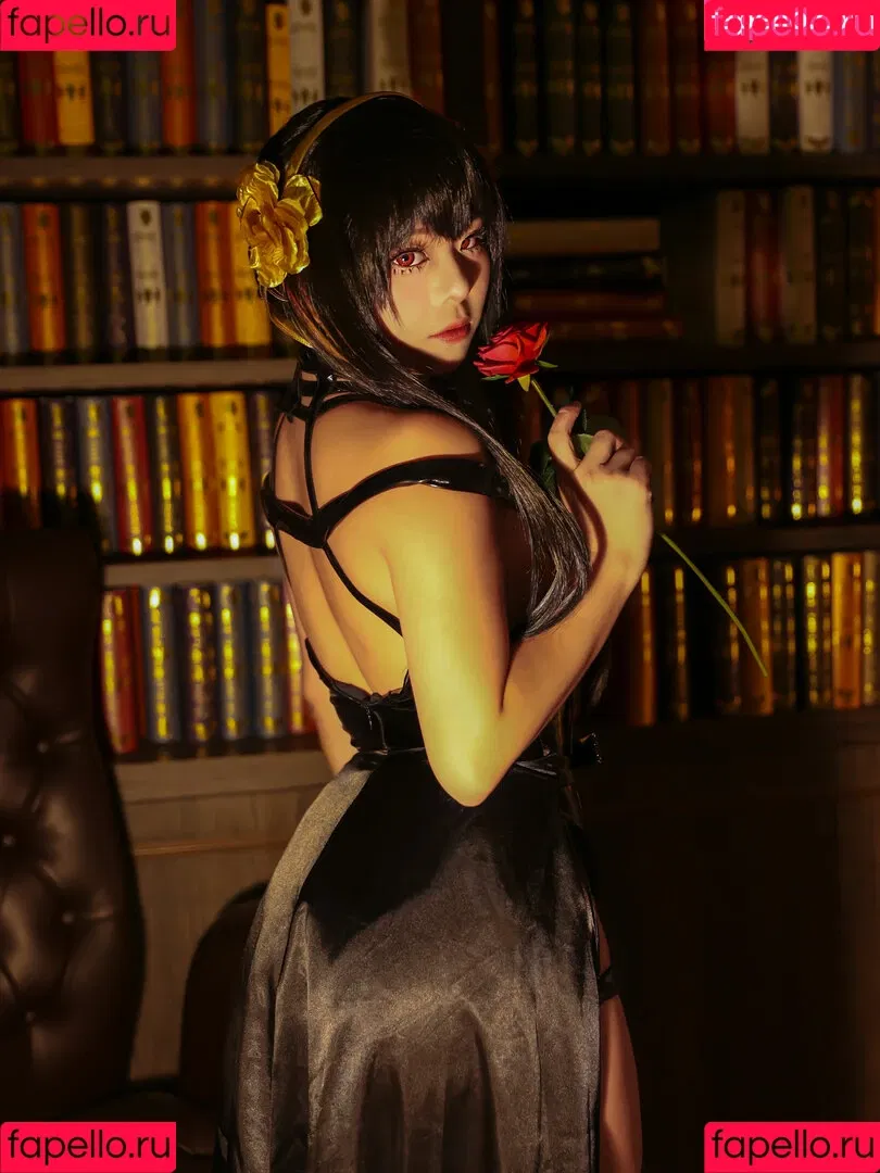 Rithe Cosplay / hellyrite / ritheania.c Onlyfans Photo Gallery 