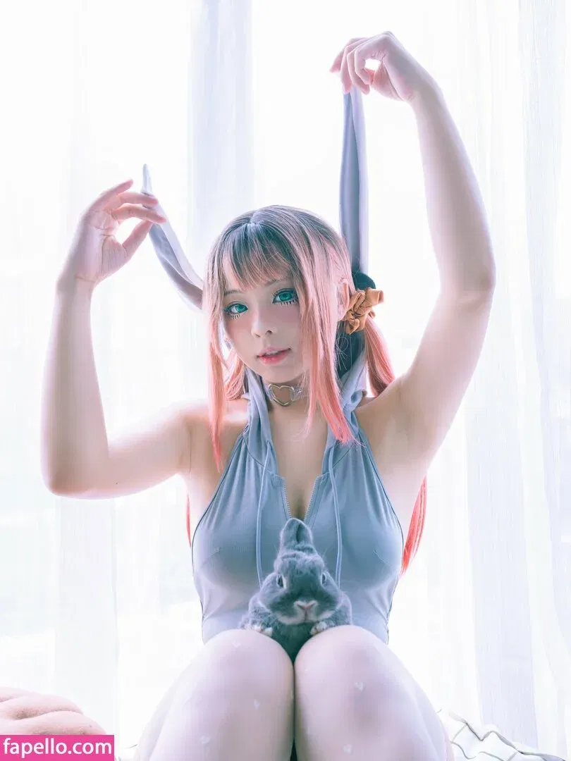 Rithe Cosplay / hellyrite / ritheania.c Onlyfans Photo Gallery 