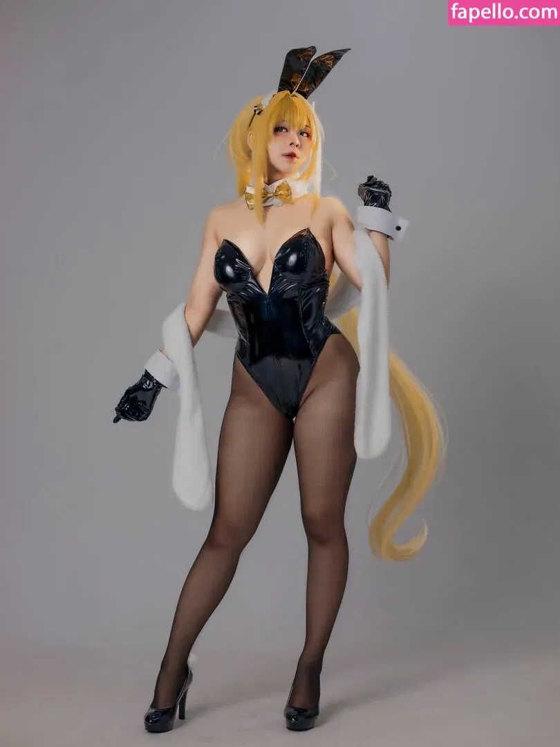 Rithe Cosplay / hellyrite / ritheania.c Onlyfans Photo Gallery 