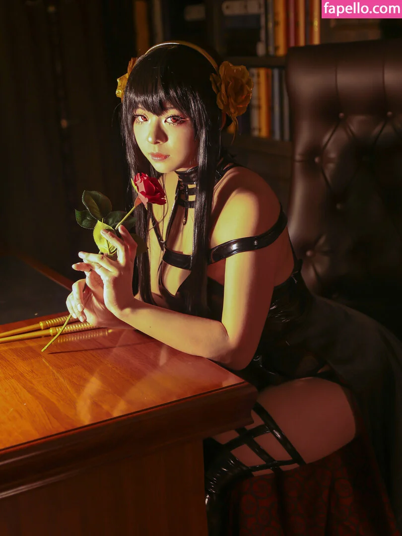 Rithe Cosplay / hellyrite / ritheania.c Onlyfans Photo Gallery 