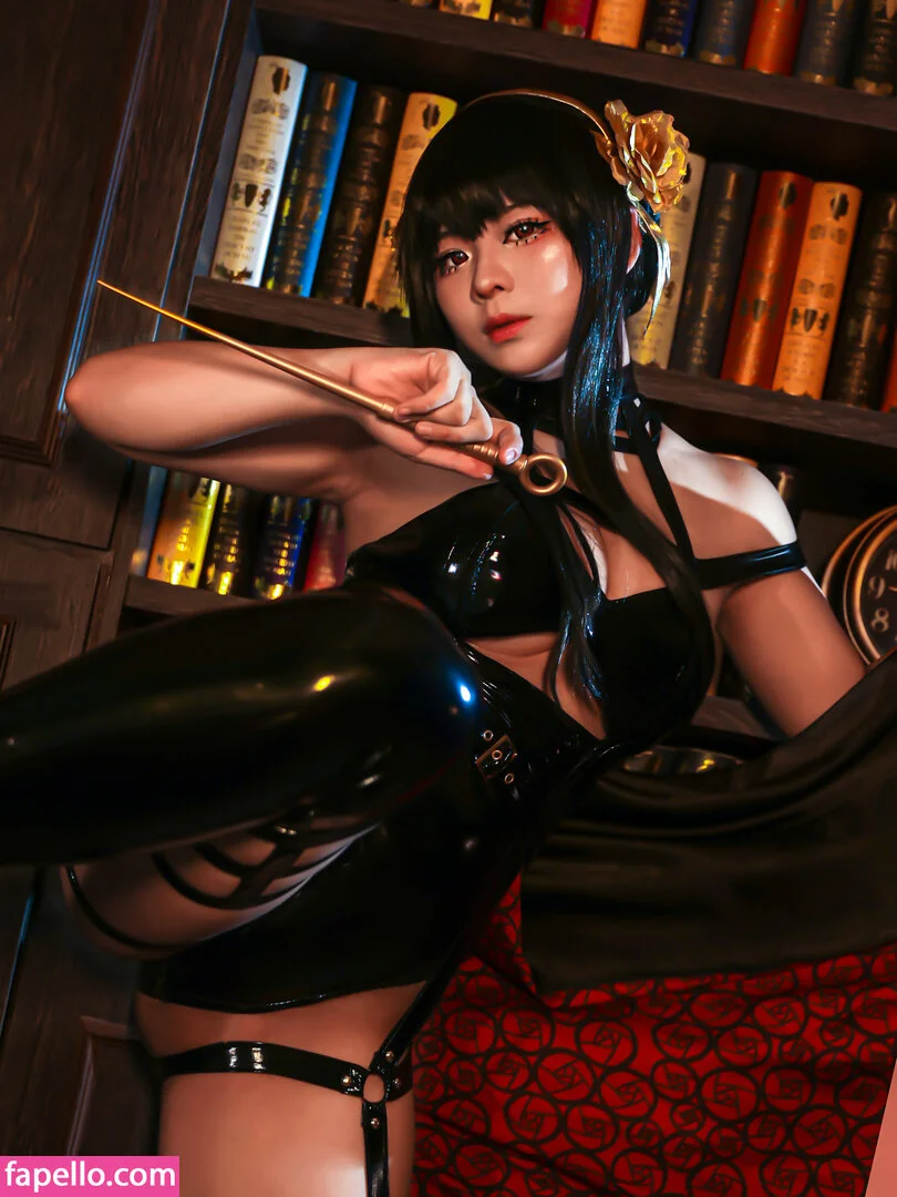 Rithe Cosplay / hellyrite / ritheania.c Onlyfans Photo Gallery 