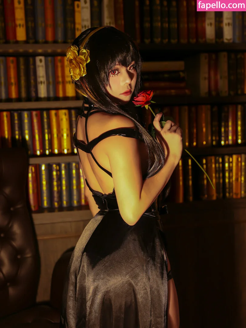 Rithe Cosplay / hellyrite / ritheania.c Onlyfans Photo Gallery 