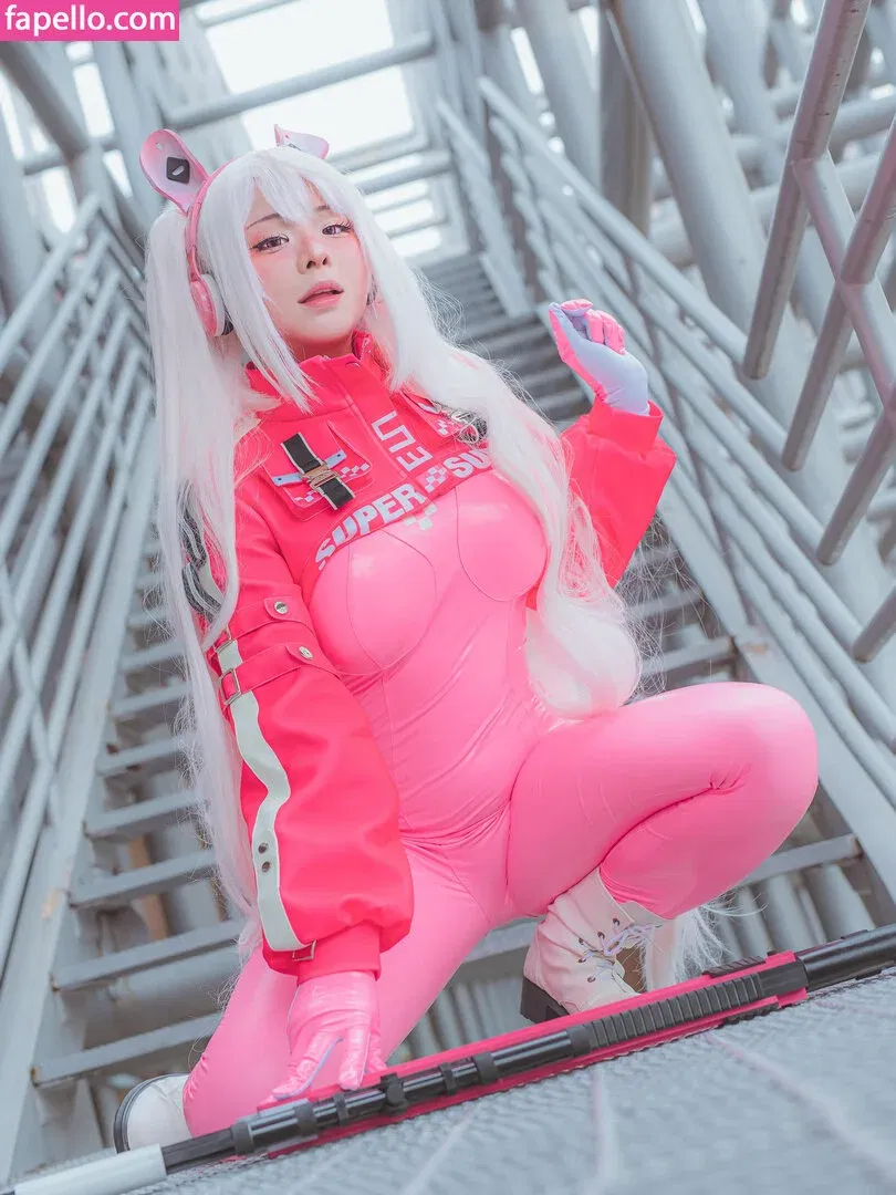 Rithe Cosplay / hellyrite / ritheania.c Onlyfans Photo Gallery 