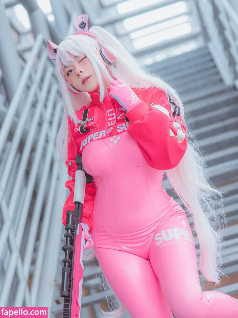 Rithe Cosplay / hellyrite / ritheania.c Onlyfans Photo Gallery 