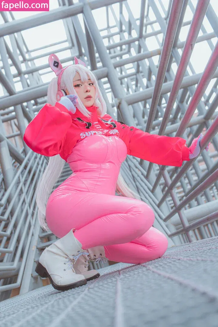 Rithe Cosplay / hellyrite / ritheania.c Onlyfans Photo Gallery 