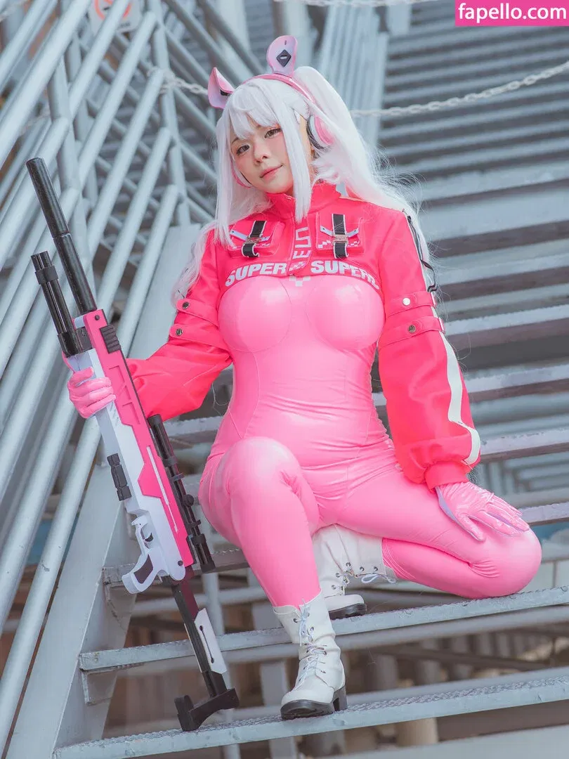 Rithe Cosplay / hellyrite / ritheania.c Onlyfans Photo Gallery 