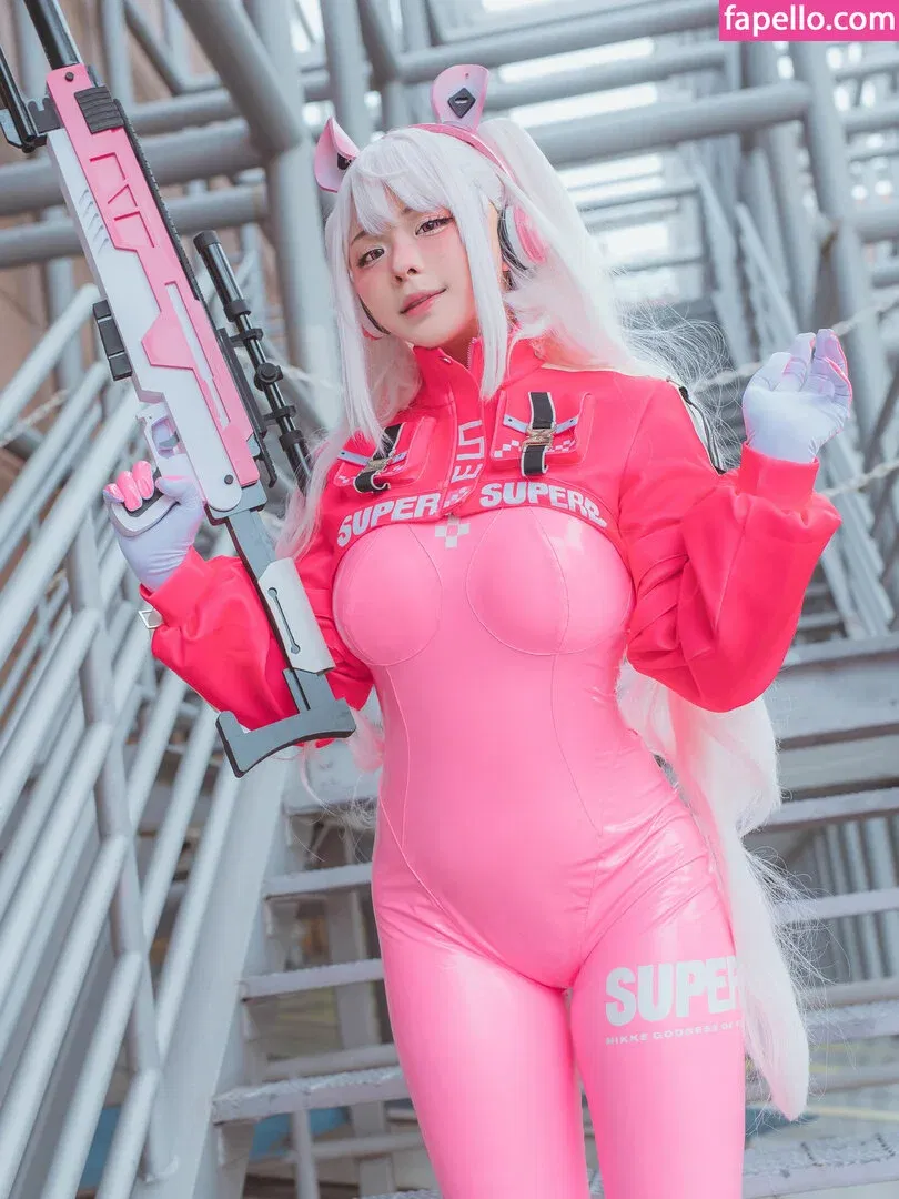 Rithe Cosplay / hellyrite / ritheania.c Onlyfans Photo Gallery 