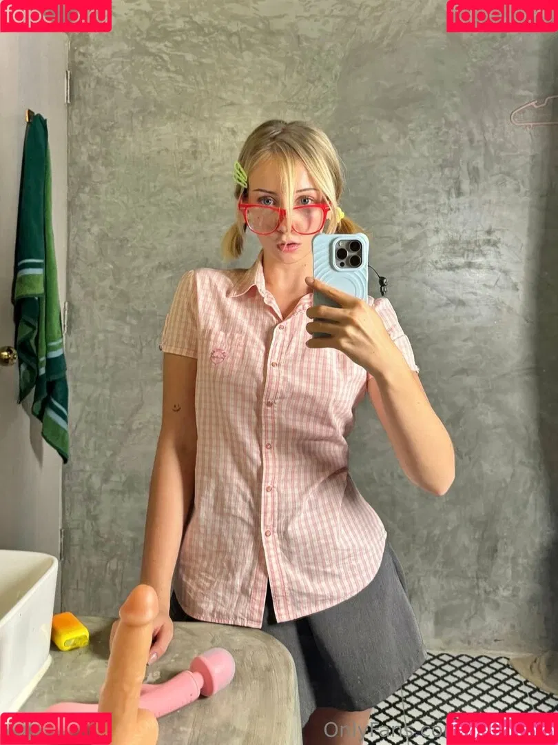 Supravie / supraviee Onlyfans Photo Gallery 