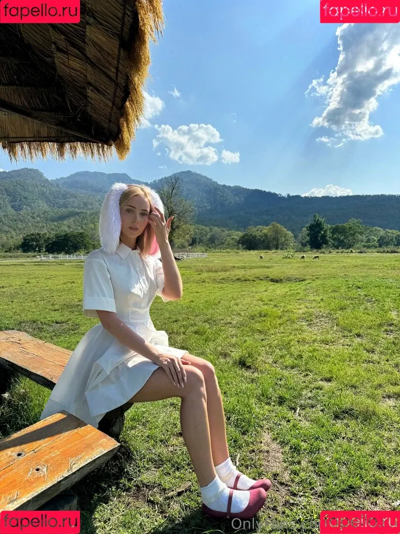 Supravie / supraviee Onlyfans Photo Gallery 