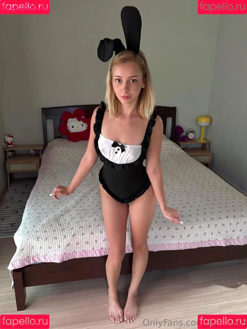 Supravie / supraviee Onlyfans Photo Gallery 