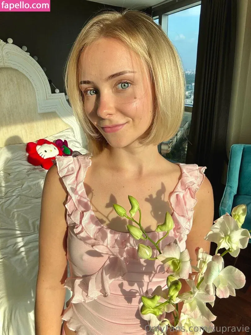 Supravie / supraviee Onlyfans Photo Gallery 