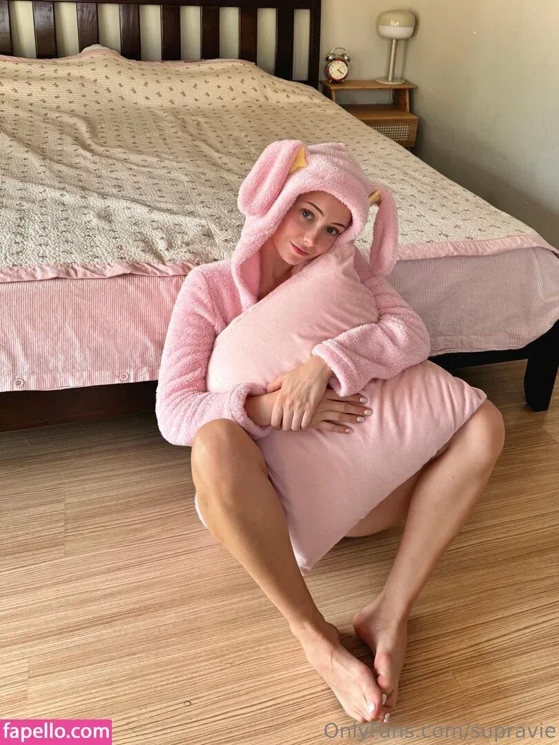 Supravie / supraviee Onlyfans Photo Gallery 