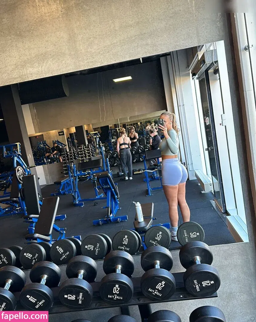 Cecilie Hoyer / cecilie_hoyer Onlyfans Photo Gallery 