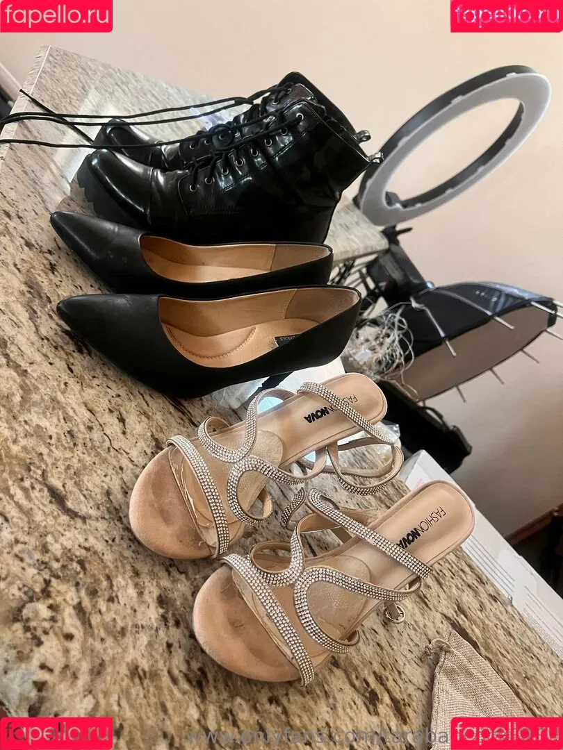 tarababcock / tarababcockfree Onlyfans Photo Gallery 