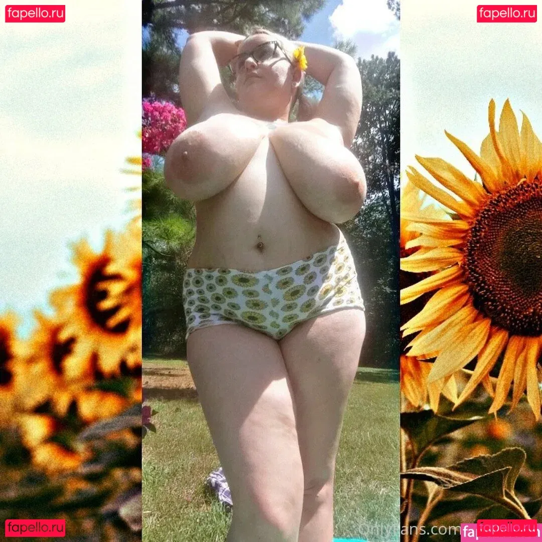 spaceEris Onlyfans Photo Gallery 