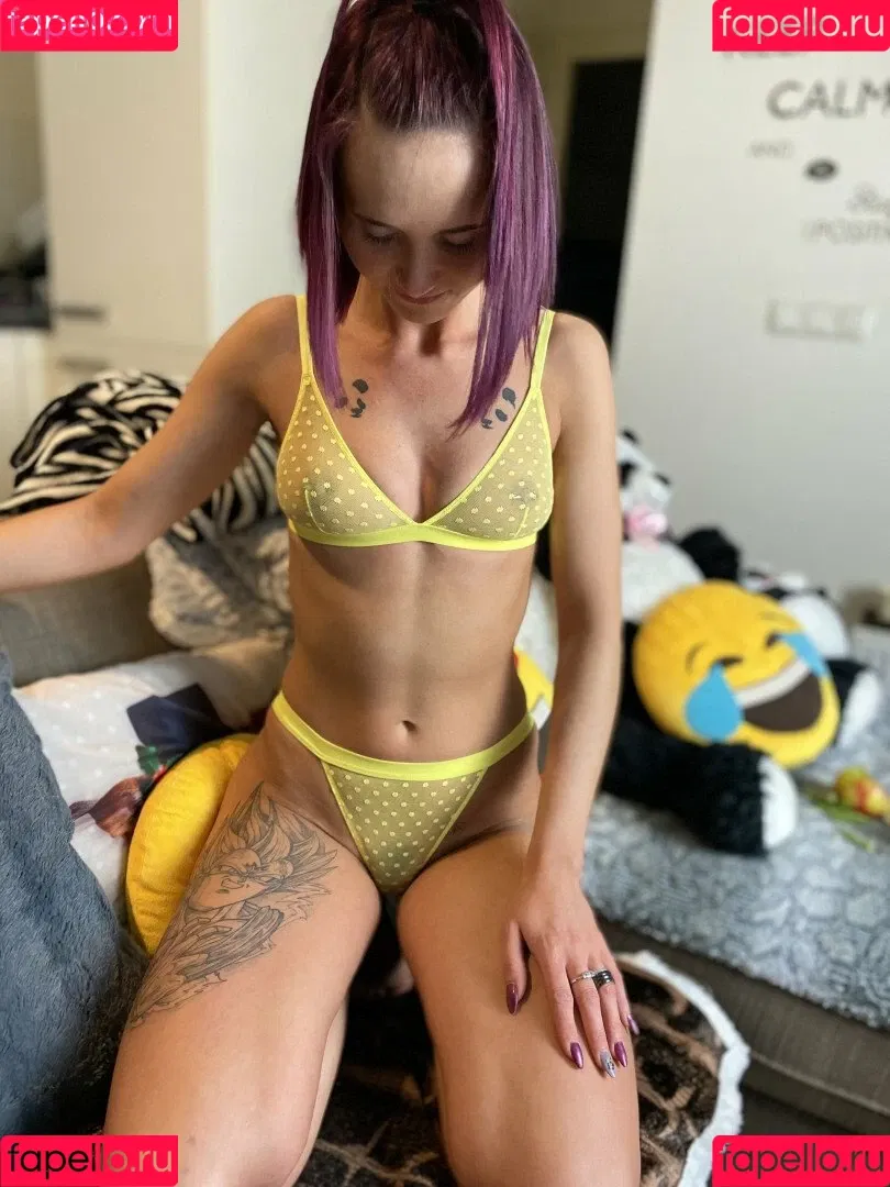 swing__babe / swing_babe Onlyfans Photo Gallery 