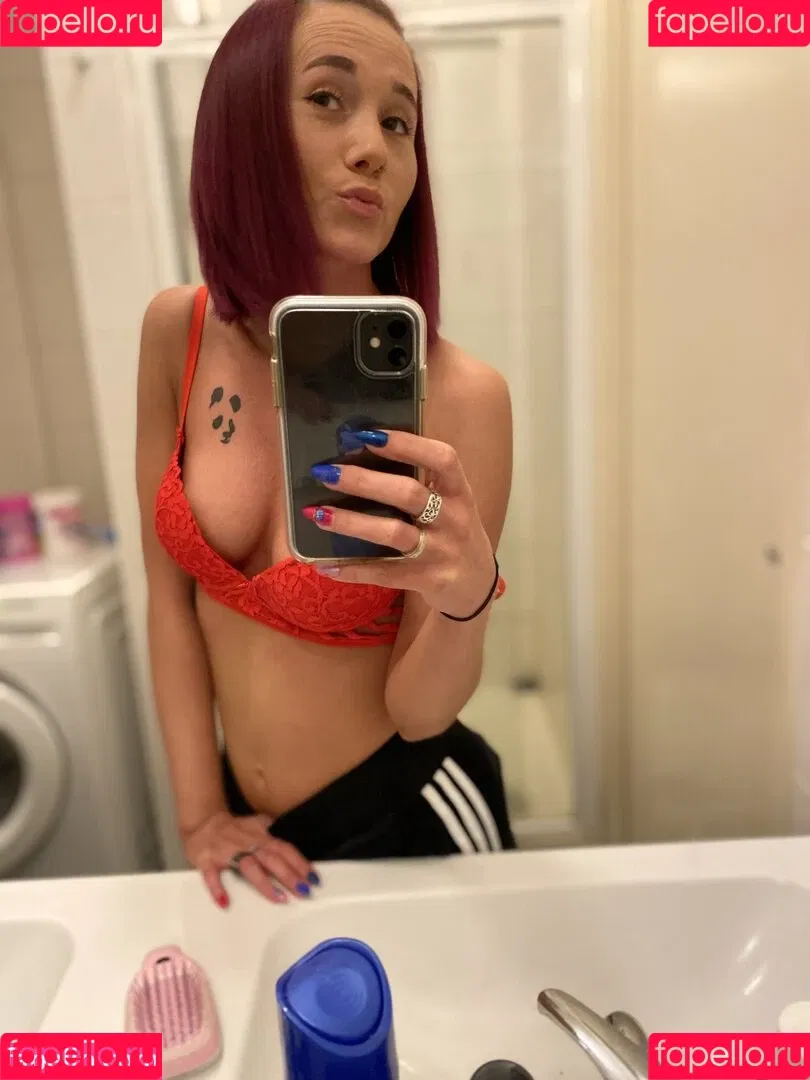 swing__babe / swing_babe Onlyfans Photo Gallery 