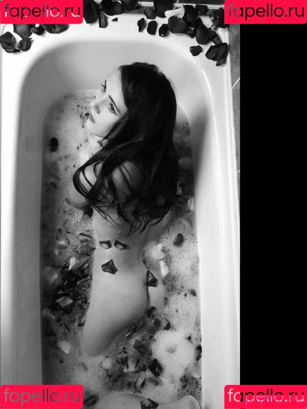 swing__babe / swing_babe Onlyfans Photo Gallery 