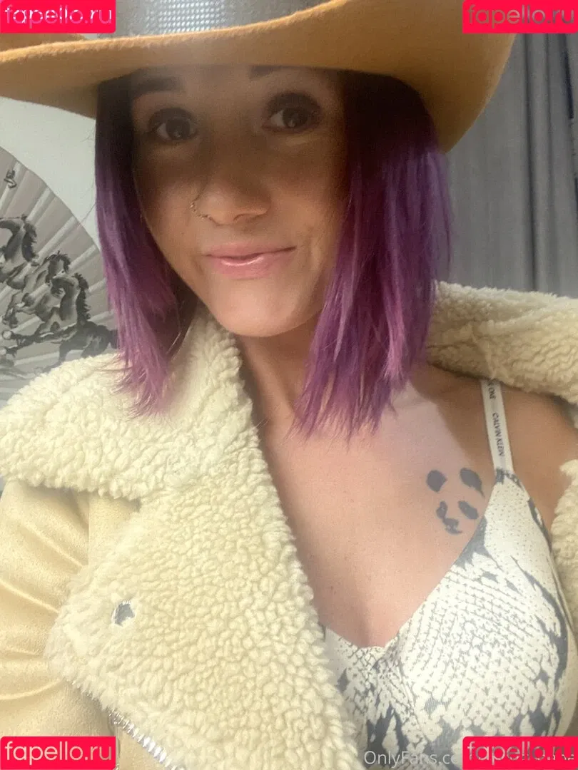 swing__babe / swing_babe Onlyfans Photo Gallery 