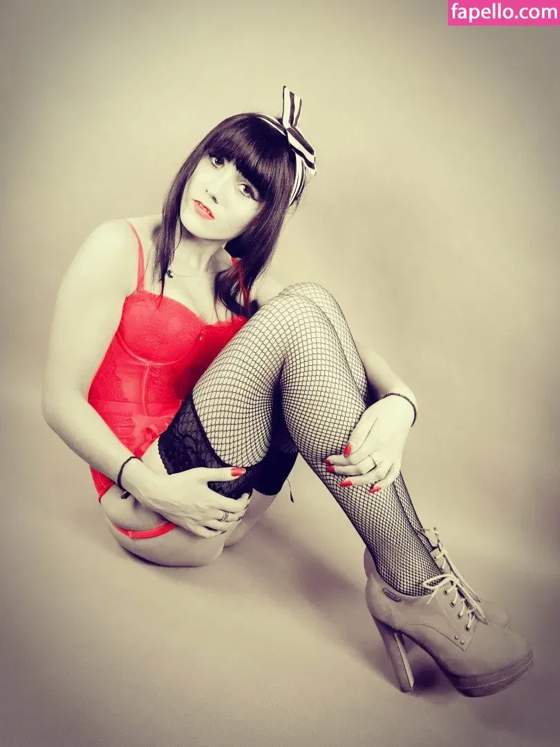 swing__babe / swing_babe Onlyfans Photo Gallery 