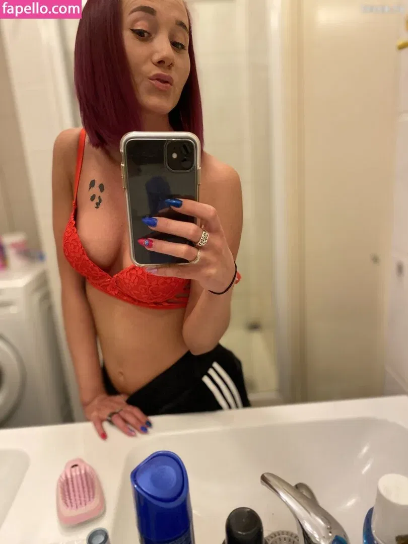 swing__babe / swing_babe Onlyfans Photo Gallery 