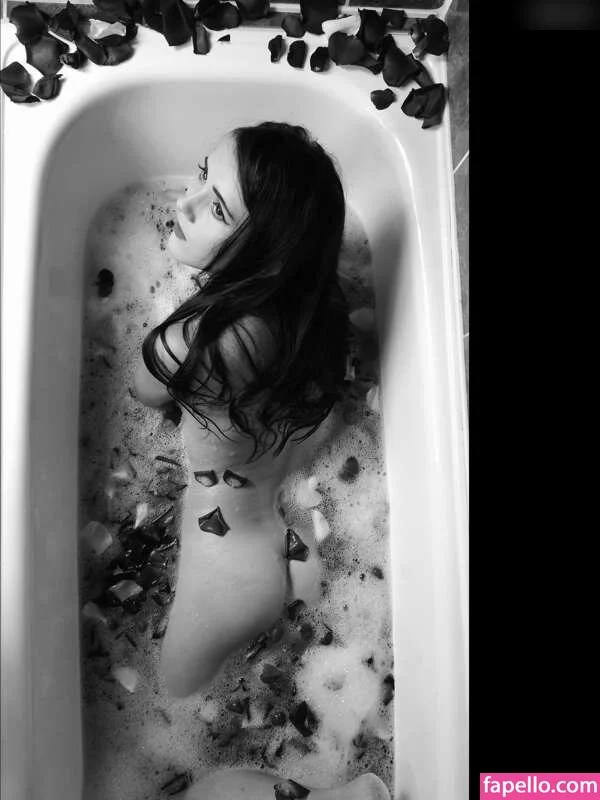 swing__babe / swing_babe Onlyfans Photo Gallery 