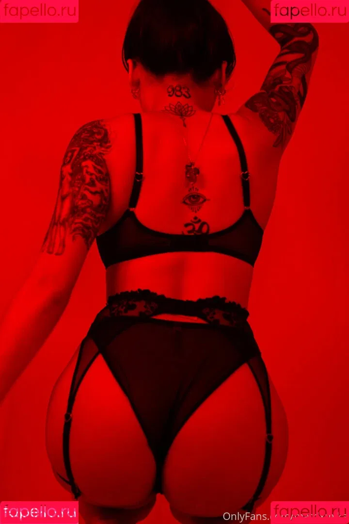 ARIESV3NUS / Ariesvenus / Matrixmika / Thiccuslyrata / Venusmatrix / matrixmicah Onlyfans Photo Gallery 