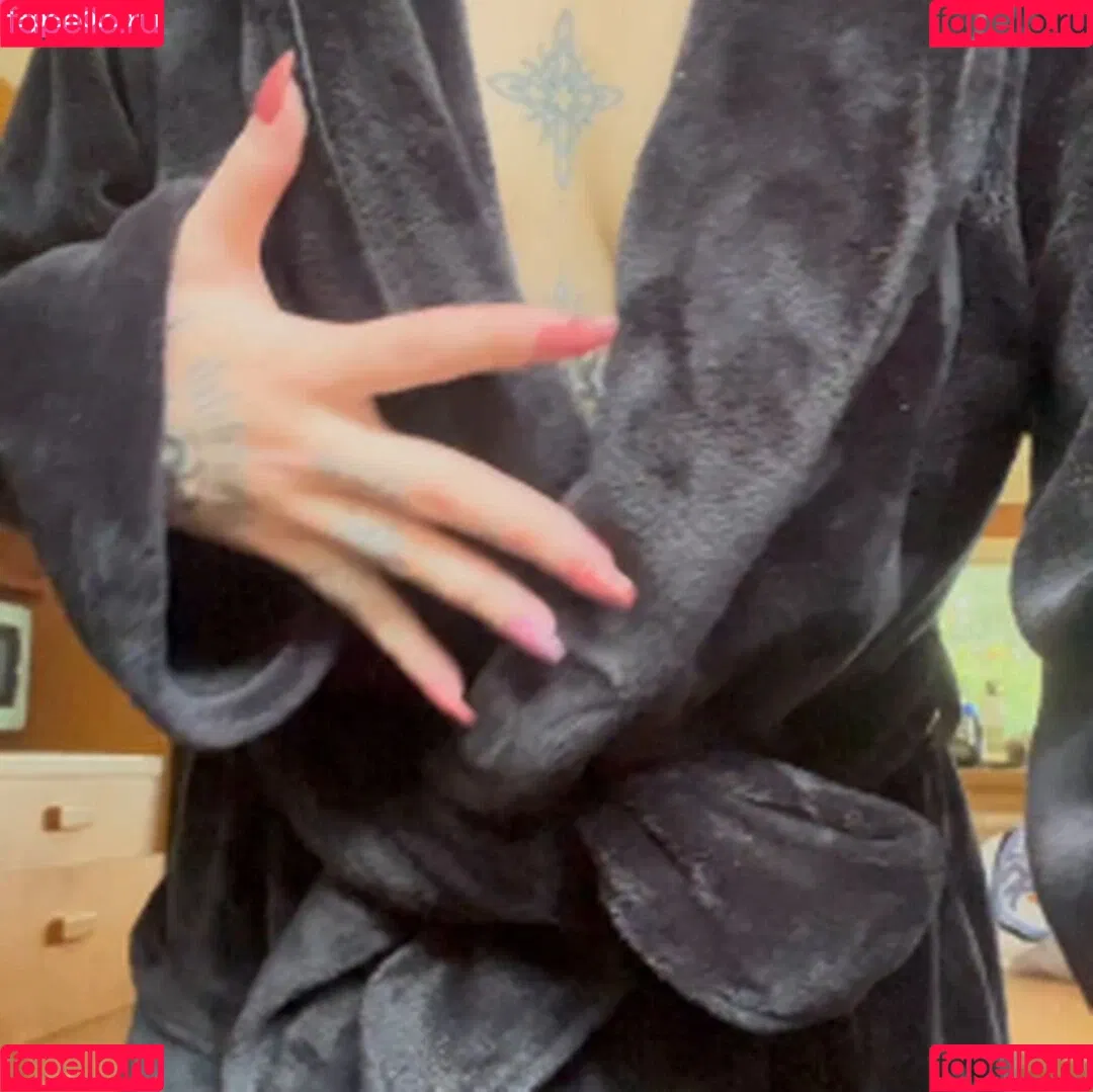 ARIESV3NUS / Ariesvenus / Matrixmika / Thiccuslyrata / Venusmatrix / matrixmicah Onlyfans Photo Gallery 