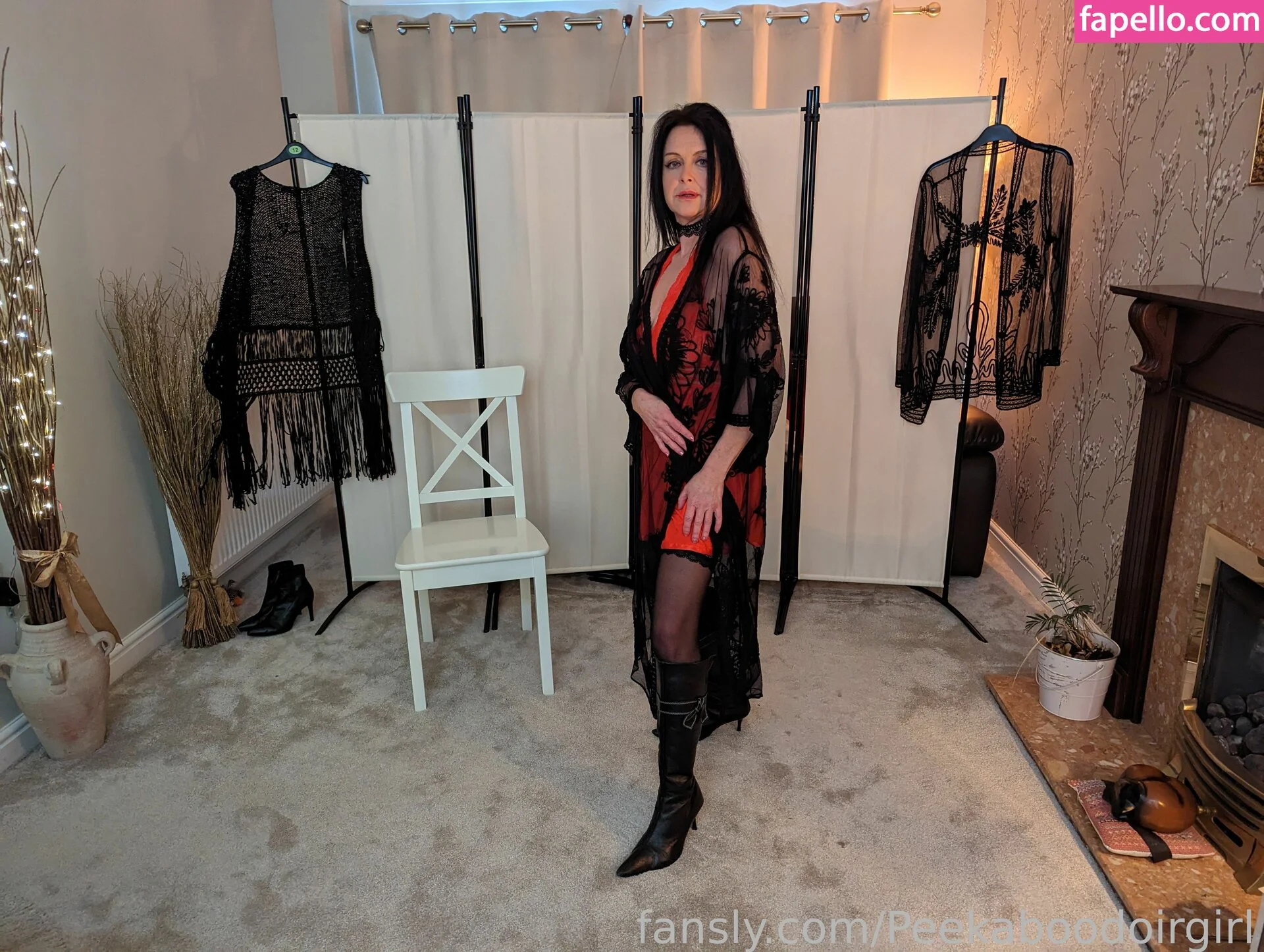 Peekaboodoirgirl / https: Onlyfans Photo Gallery 