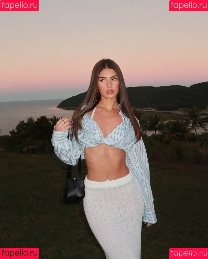 Leah Halton / leahhalton Onlyfans Photo Gallery 