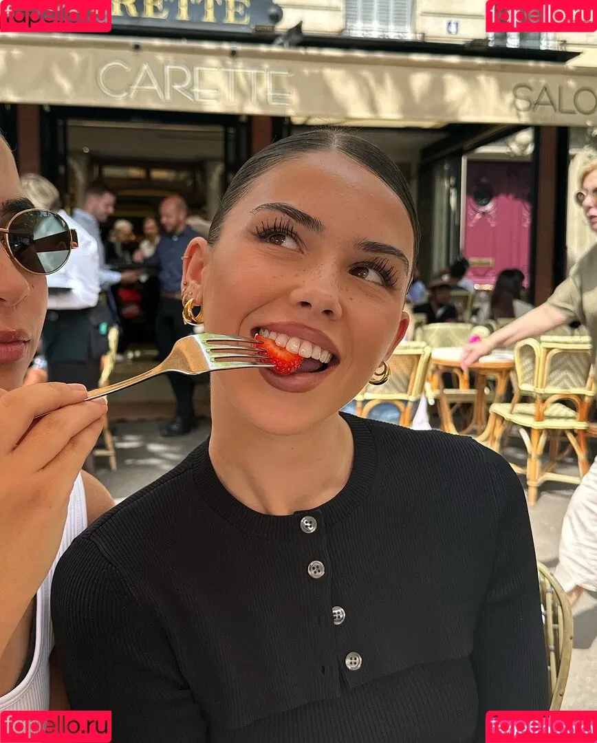 Leah Halton / leahhalton Onlyfans Photo Gallery 