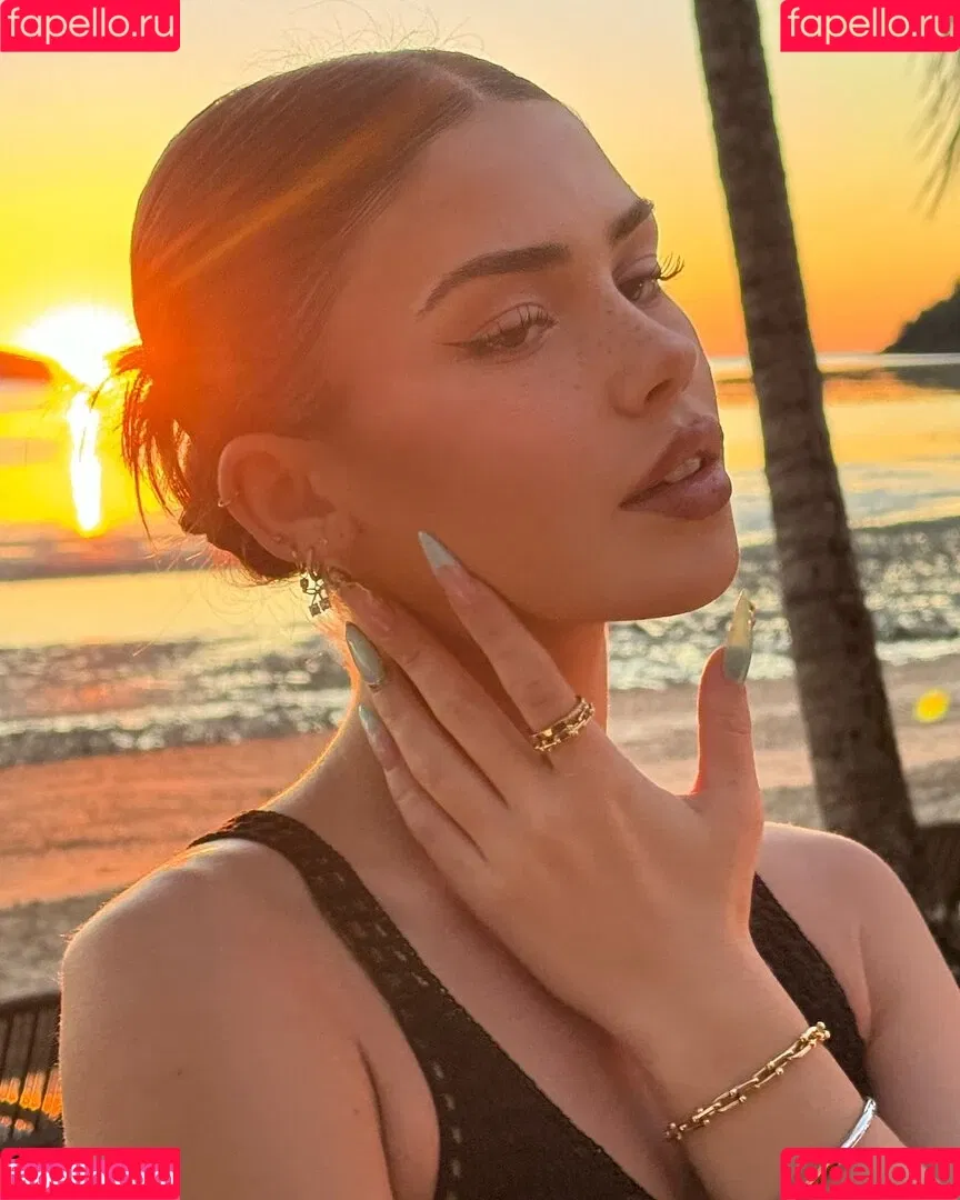 Leah Halton / leahhalton Onlyfans Photo Gallery 